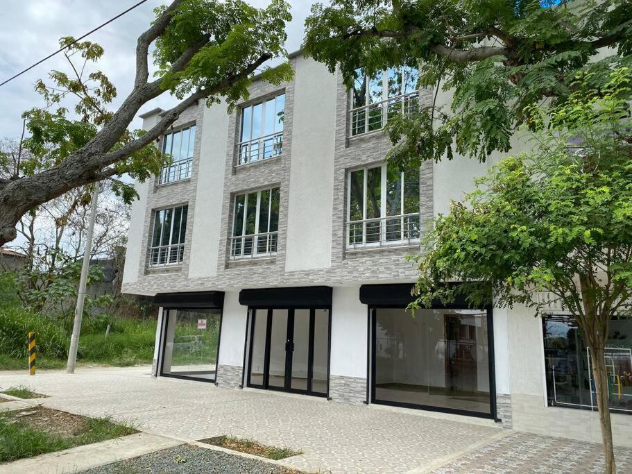 Lindo Apartamento Con Estacionamiento Buga Esterno foto