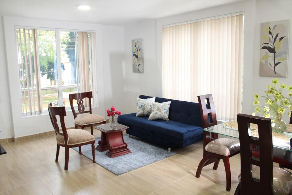 Lindo Apartamento Con Estacionamiento Buga Esterno foto