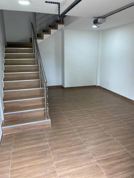 Lindo Apartamento Con Estacionamiento Buga Esterno foto